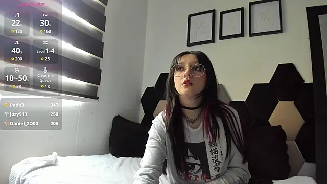 Maki Zein online show from February 2025 07:00:01 PM