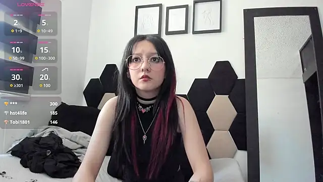 Maki Zein online show from February 2025 07:20:02 PM