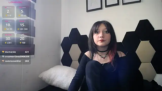 Maki Zein online show from February 2025 07:27:01 PM