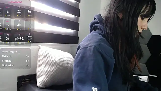 Maki Zein online show from March 2025 07:58:02 PM