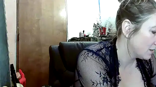 lilyhornyhousewife online show from December 2024 04:55:02 AM