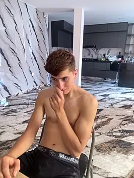 oliver Lz online show from November 2025 04:18:02 PM