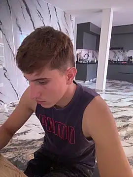 oliver Lz online show from November 2025 08:46:02 PM