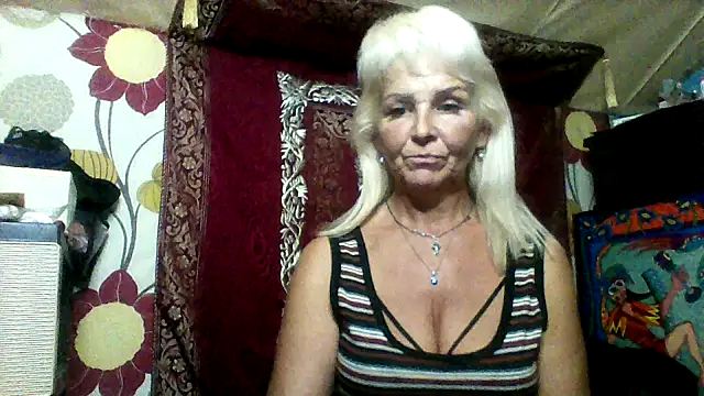 Snapshot of CassandraSandra44 chatting on November 2025 05:14:01 PM CassandraSandra44 online show from November 2025 05:14:01 PM