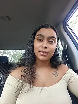 Snapshot of cinnaminnie chatting on March 2025 03:47:02 PM cinnaminnie online show from March 2025 03:47:02 PM