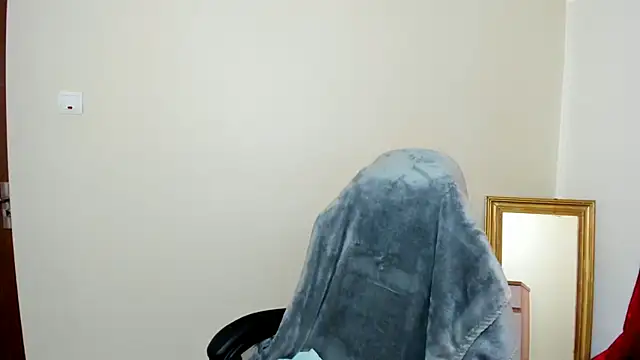 Snapshot of Moon_piex chatting on January 2025 07:24:01 AM Moon piex online show from January 2025 07:24:01 AM