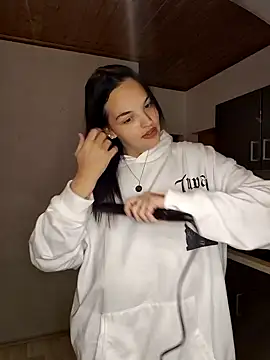 Jujuicy 97 online show from December 2024 03:56:02 AM