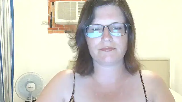 CrimsonMistress online show from April 2026 08:20:02 PM