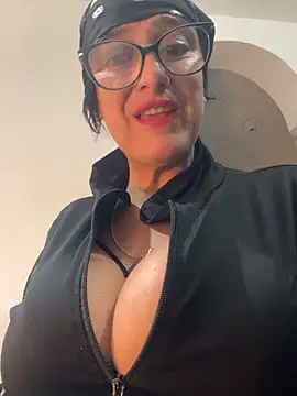 Snapshot of anastasia_and_jordan chatting on June 2026 10:47:02 AM anastasia and jordan online show from June 2026 10:47:02 AM