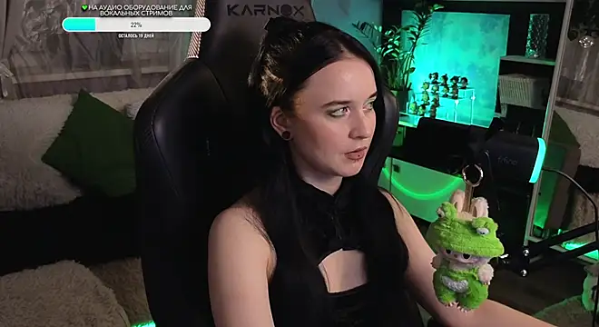 KiraLiLime online show from October 2025 09:02:01 PM