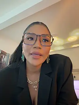 Jessie-pradoo online show from April 2026 09:37:02 PM