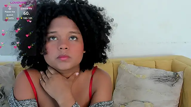 Snapshot of nataly_velez chatting on January 2025 07:24:01 PM nataly velez online show from January 2025 07:24:01 PM