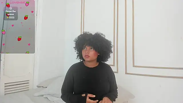 Snapshot of nataly_velez chatting on March 2025 07:25:01 PM nataly velez online show from March 2025 07:25:01 PM