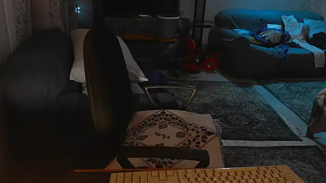 TebaldHot online show from October 2025 12:44:02 PM