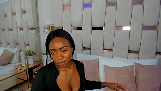 mia schwarz online show from January 2025 08:23:02 PM