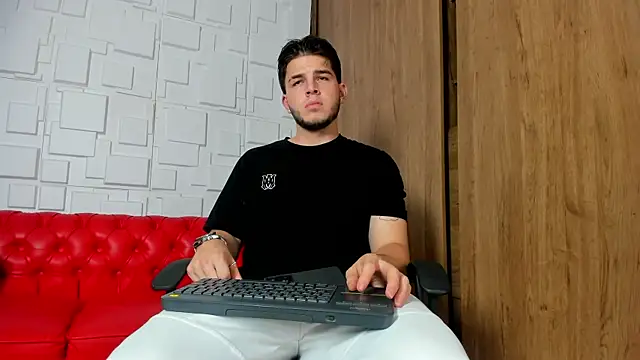 danielclarton1 online show from December 2024 06:44:01 AM
