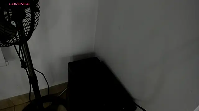 danielclarton1 online show from January 2025 12:12:01 AM