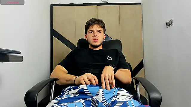 danielclarton1 online show from February 2025 03:41:01 AM