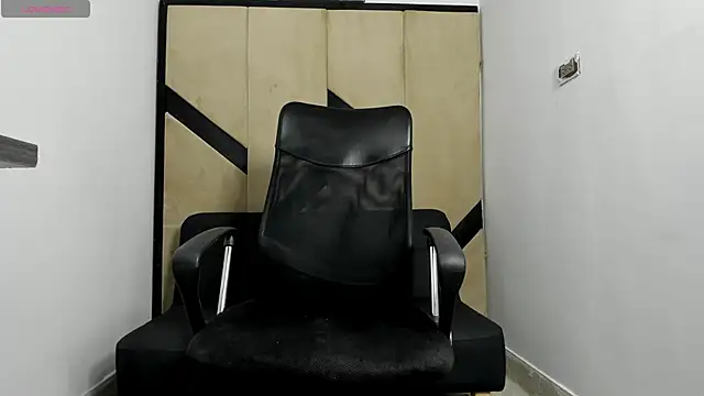 danielclarton1 online show from February 2025 11:02:01 AM