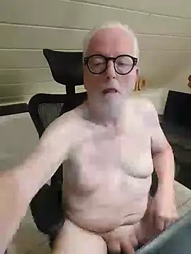 Greyhound70 online show from October 2025 11:00:02 PM