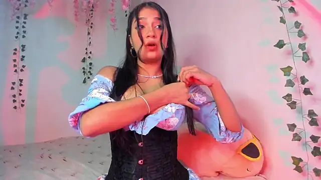 Snapshot of Mikubani18 chatting on December 2024 11:28:01 PM Mikubani18 online show from December 2024 11:28:01 PM