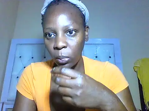 Snapshot of Sweet-piie chatting on February 2025 05:15:01 AM Sweet-piie online show from February 2025 05:15:01 AM