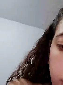 Snapshot of Sweet-diamondxxx chatting on December 2024 02:24:02 PM Sweet-diamondxxx online show from December 2024 02:24:02 PM