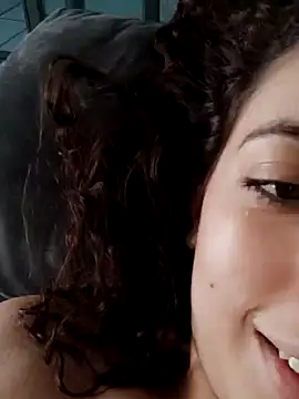 Snapshot of Sweet-diamondxxx chatting on December 2024 08:53:02 AM Sweet-diamondxxx online show from December 2024 08:53:02 AM