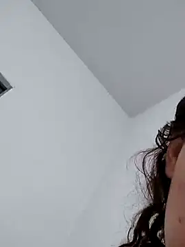 Snapshot of Sweet-diamondxxx chatting on December 2024 01:30:02 PM Sweet-diamondxxx online show from December 2024 01:30:02 PM