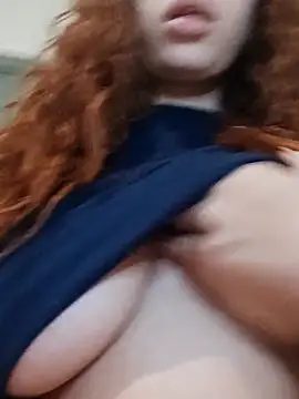 Snapshot of Sweet-diamondxxx chatting on February 2025 07:42:02 AM Sweet-diamondxxx online show from February 2025 07:42:02 AM