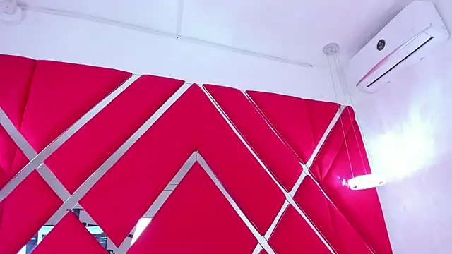 SusanCouper online show from February 2025 10:28:01 PM