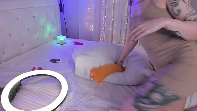 Natural pussy online show from March 2025 08:22:01 PM