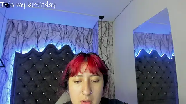 larissa01  online show from January 2025 02:47:02 AM