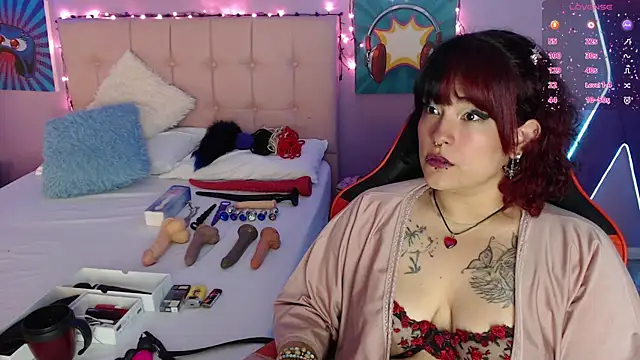 Ruby Skywalker  online show from December 2024 11:51:02 PM