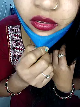 Snapshot of YRIMA1995 chatting on February 2025 06:22:01 PM YRIMA1995 online show from February 2025 06:22:01 PM