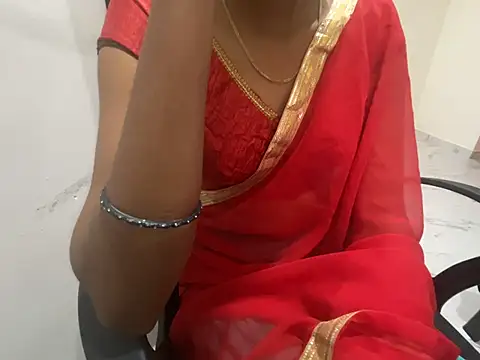 Honeyberose online show from January 2025 07:37:01 PM