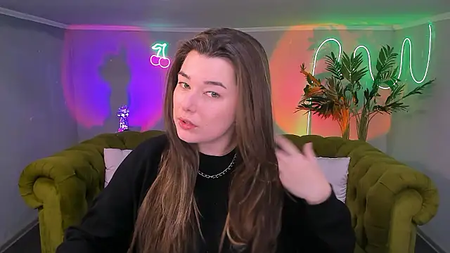 Snapshot of _Sun_Shy_ chatting on December 2024 01:02:02 PM Sun Shy online show from December 2024 01:02:02 PM