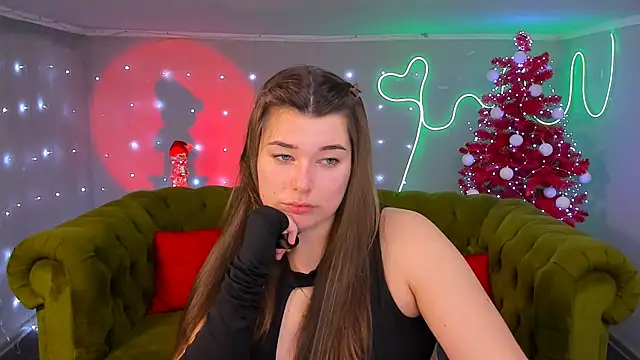 Snapshot of _Sun_Shy_ chatting on December 2024 05:20:01 AM Sun Shy online show from December 2024 05:20:01 AM