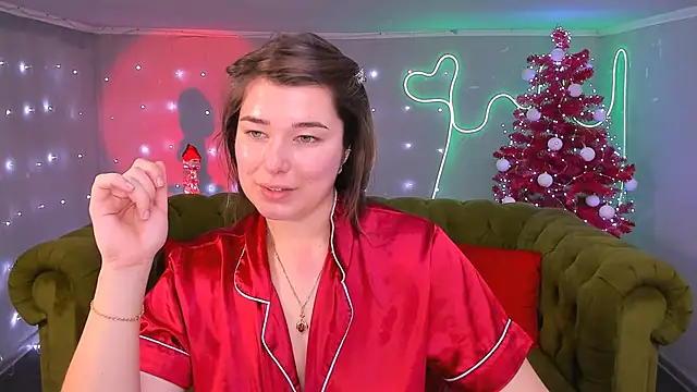 Snapshot of _Sun_Shy_ chatting on December 2024 09:10:01 AM Sun Shy online show from December 2024 09:10:01 AM