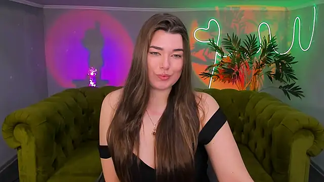 Snapshot of _Sun_Shy_ chatting on January 2025 12:06:01 PM Sun Shy online show from January 2025 12:06:01 PM