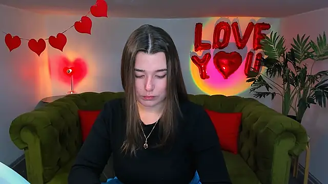 Snapshot of _Sun_Shy_ chatting on March 2025 08:10:02 PM Sun Shy online show from March 2025 08:10:02 PM