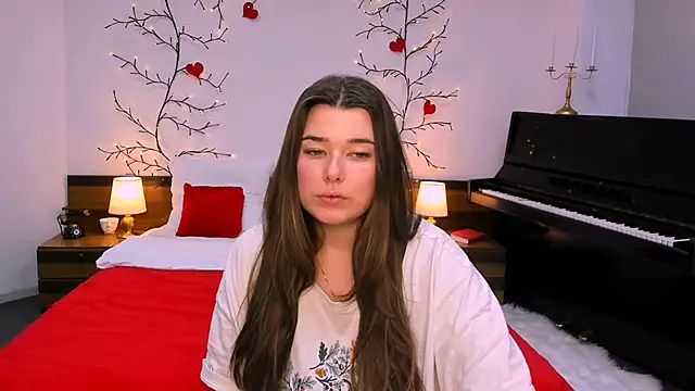 Snapshot of _Sun_Shy_ chatting on March 2025 05:01:01 AM Sun Shy online show from March 2025 05:01:01 AM