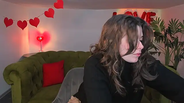 Snapshot of _Sun_Shy_ chatting on March 2025 01:14:02 PM Sun Shy online show from March 2025 01:14:02 PM