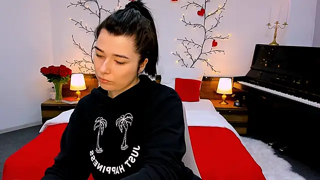  Sun Shy  online show from October 2025 01:10:01 PM