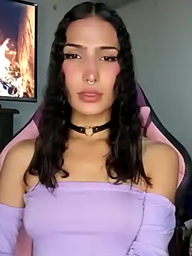 Lanna hott  online show from September 2025 10:37:01 PM