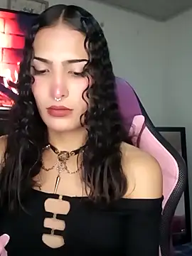 Lanna hott  online show from October 2025 11:14:01 PM