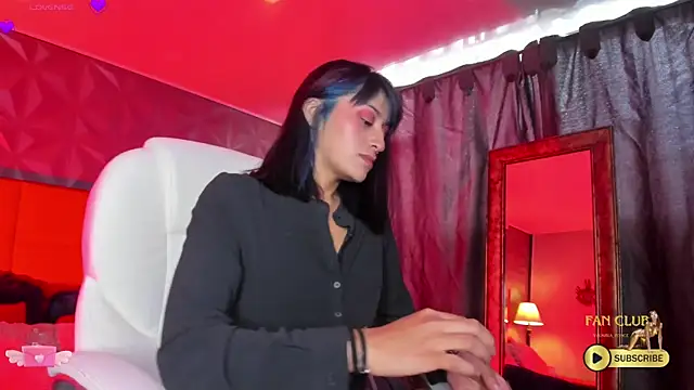 Snapshot of Valkiria_ponce chatting on December 2024 01:47:01 PM Valkiria ponce online show from December 2024 01:47:01 PM