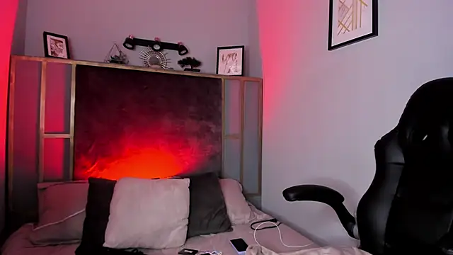 Snapshot of Valkiria_ponce chatting on February 2025 02:25:02 PM Valkiria ponce online show from February 2025 02:25:02 PM