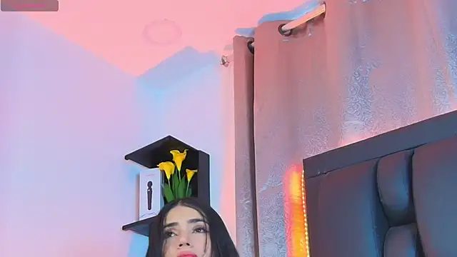 Snapshot of SaraRoy_ chatting on July 2026 01:32:02 AM SaraRoy online show from July 2026 01:32:02 AM