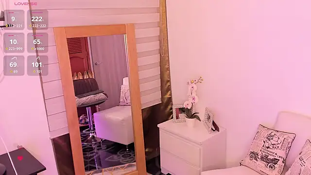 mrs griseld  online show from April 2026 07:05:02 PM